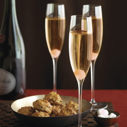 Champagne-cocktail-su-1694221-x